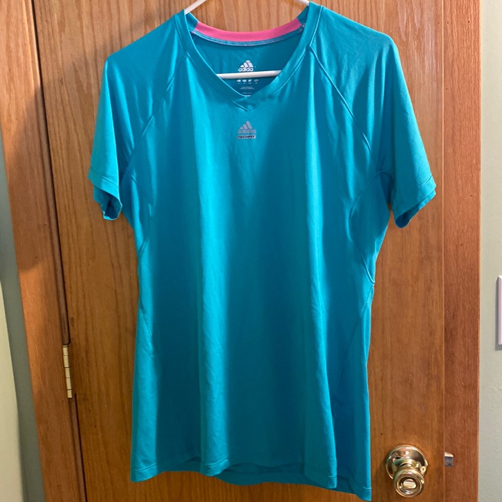 👗 3 for $15 Adidas TechFit V-Neck